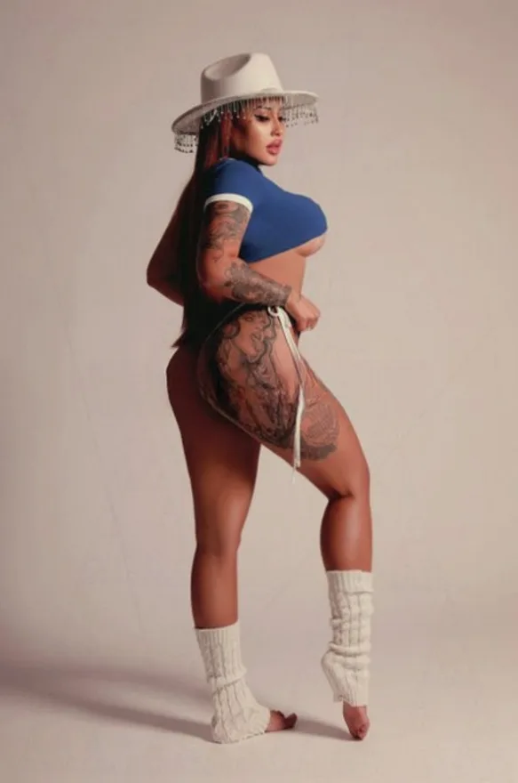 Bella