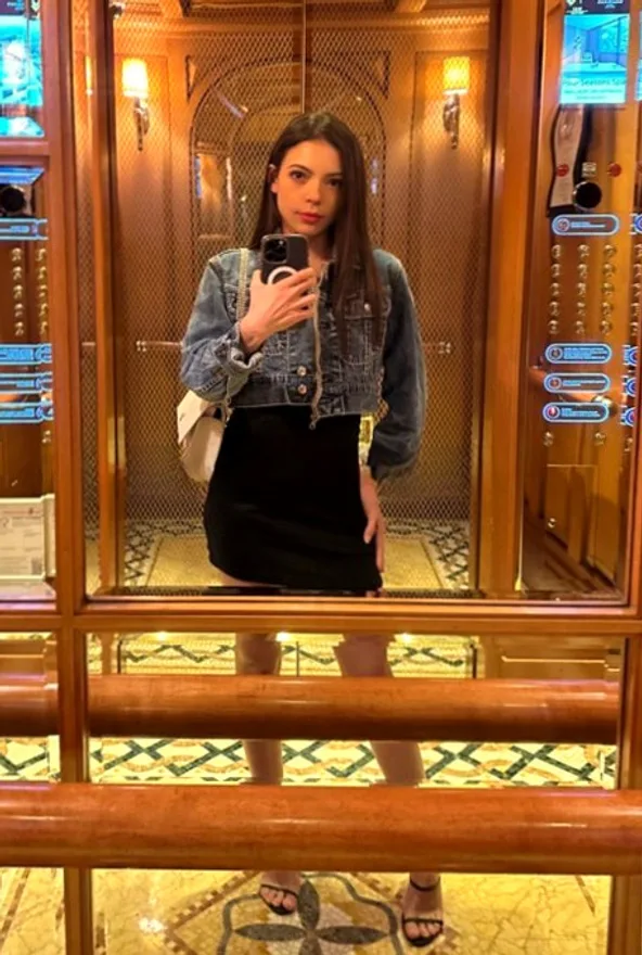 Petit Jolie