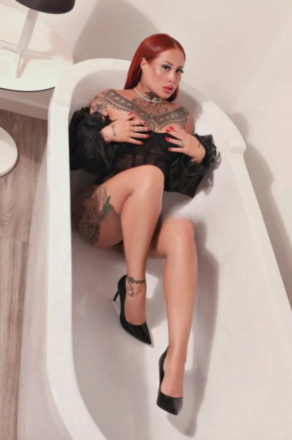 Bella