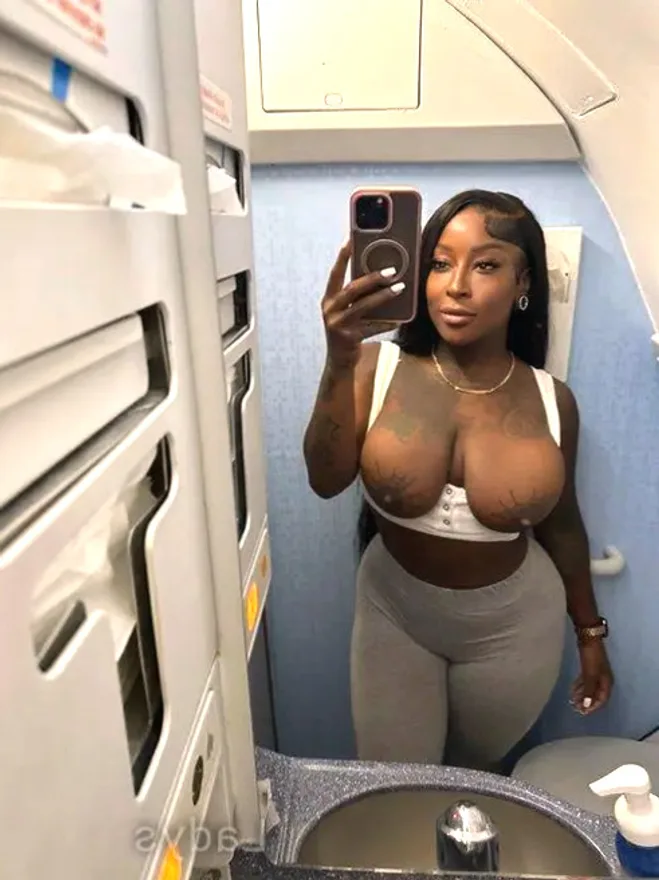 I’m available for both incall and outcal